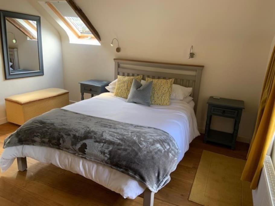 Apartment Beautiful Converted Coach House For Two *