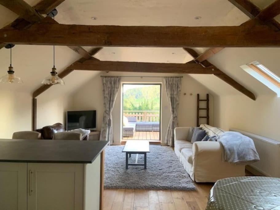 Apartment Beautiful Converted Coach House For Two *